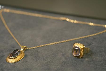 Kette und Ring