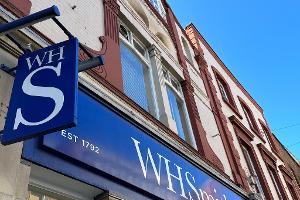 Großbritannien: WH Smith verschwindet von Einkaufsstraßen