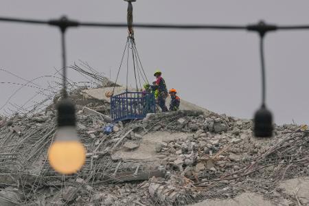Unter den Trümmern in Bangkok sollen Lebenszeichen entdeckt worden sein.