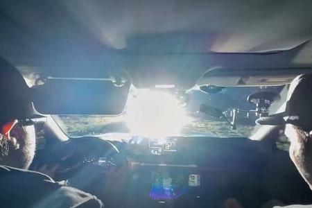 Youtuber testet die Assistenzsysteme von Tesla