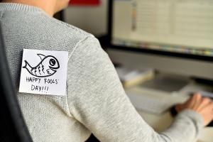 Aprilscherze: Warum spielt man sich am 1. April Streiche?