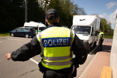 Faeser hat die Kontrollen an den deutschen Grenzen ausgeweitet.