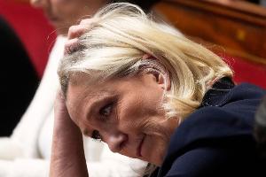 Gericht will über Le Pens Berufung bis Sommer 2026 urteilen
