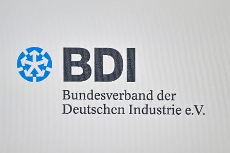 Wirtschaftsverbände warnen vor weiterem Abstieg Deutschlands. (Symbolbild) Wirtschaftsverbände warnen vor weiterem Abstieg Deutschlands. (Symbolbild)
