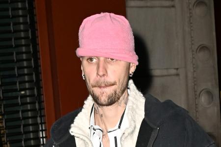 Was machen Elfjährige, wenn man ihnen die Chance gib, für einen Tag Bürgermeisterin zu sein? Genau, sie benennen flugs eine Straße nach ihrem Lieblingsstar. So kam die Stadt Forney in Texas zum Justin ...
