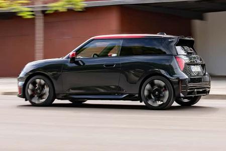 Mini Cooper John Cooper Works JCW Electric
