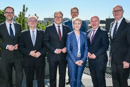 Die Ost-Ministerpräsidenten wollen mit einer Stimme sprechen.