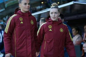 Nach Nazi-Äußerungen: Alara spielt mit Vornamen auf DFB-Trikot