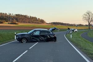 Mehrere Verletzte bei Unfall auf der B3