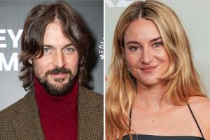 "Emily in Paris"-Star Lucas Bravo: Liebesgerüchte sind ihm "egal"