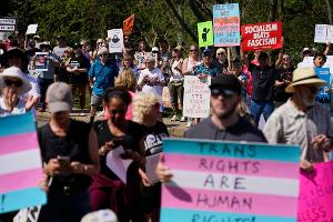 Landesweite Proteste gegen Trump in den USA