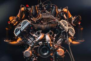 Dieser V12-Hammer schlägt alle