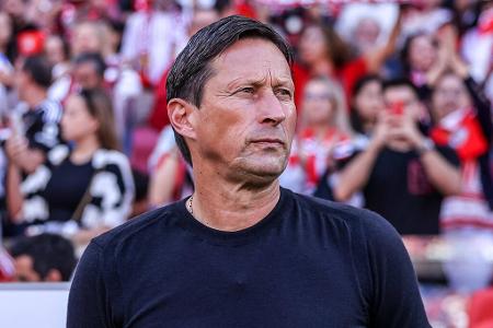 Roger Schmidt (vereinslos) - Eine Ablöse würde für Roger Schmidt nicht fällig werden. Der 58-Jährige hatte einst den Schwesterklub aus Salzburg trainiert und gilt als Vertreter der Red-Bull-Schule. Seit seinem Aus bei Benfica im August ist er ohne Klub.
