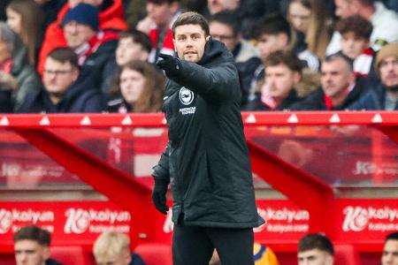 Fabian Hürzeler (Brighton & Hove Albion) - Auch Fabian Hürzeler wurde bereits als Kandidat genannt. Der frühere Trainer des FC St. Pauli hat laut 'Sky' allerdings kein Interesse daran, Brighton & Hove Albion vorzeitig zu verlassen. Sein Vertrag bei den Seagulls ist noch bis 2027 datiert.