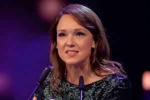 Carolin Kebekus fordert Boykott von US-Produkten: "Bratwurst statt Burger!"