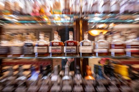 Nicht von den Zusatzzöllen betroffen: amerikanischer Whiskey und andere alkoholische Getränke. (Archivbild)