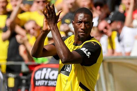 ANGRIFF: Serhou Guirassy - Note: 4,5 - Nutzte seine körperlichen Vorteile geschickt aus und hatte als Zielspieler eine gute Quote bei Ballbehauptungen. Im Kerngeschäft vor dem Tor ließ er zu viel liegen. Bekam allein vor der Pause drei Großchancen nicht über die Linie. Er allein hätte für einen anderen Spielverlauf sorgen können.