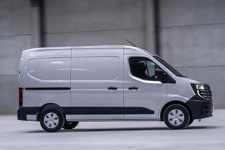 Nissan Interstar Transporter