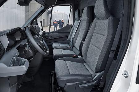 Nissan Interstar Transporter