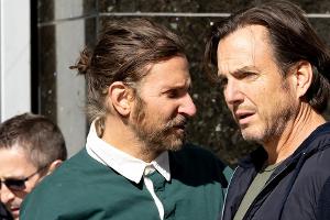 Lässiges Comeback: Bradley Cooper bringt den Man-Bun zurück