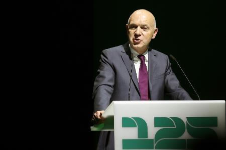 DFB-Präsident Neuendorf begrüßt Koalitionsvertrag DFB-Präsident Neuendorf begrüßt Koalitionsvertrag