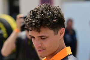Verstappen nur Zuschauer: Norris holt erste Bestzeit in Bahrain