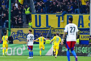 Inklusive Eigentor: HSV patzt gegen Braunschweig