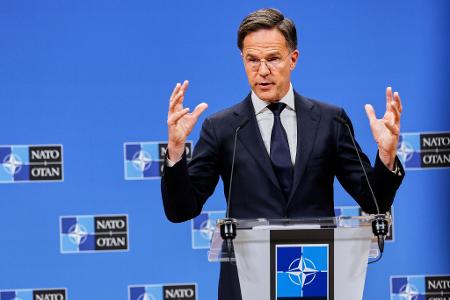 Nato-Chef Rutte warnt vor russischen Atomwaffen im Weltall, die Satelliten abschießen könnten. (Archivbild) Nato-Chef Rutte warnt vor russischen Atomwaffen im Weltall, die Satelliten abschießen könnten. (Archivbild)