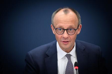 Friedrich Merz könnte am 6. Mai vom Bundestag zum Kanzler gewählt werden. (Archivbild) Friedrich Merz könnte am 6. Mai vom Bundestag zum Kanzler gewählt werden. (Archivbild)