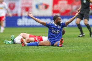 Harmlos-Auftritt: Schalke verliert beim Tabellenletzten