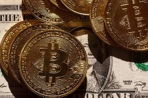 Der Bitcoin stieg vorübergehend über 85.00 US-Dollar, verlor dann aber wieder an Wert.