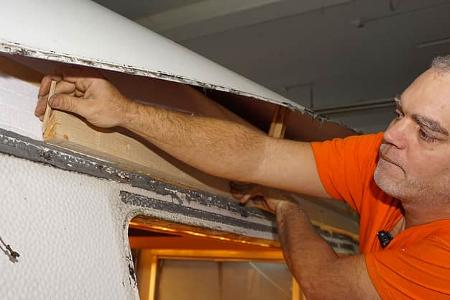 Wasserschaden am Caravan reparieren
