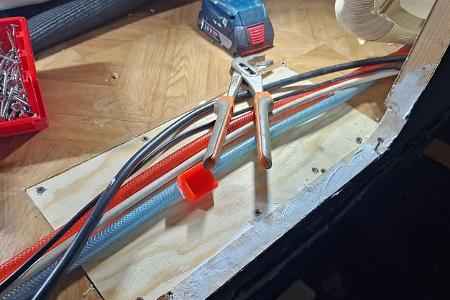 Wasserschaden am Caravan reparieren