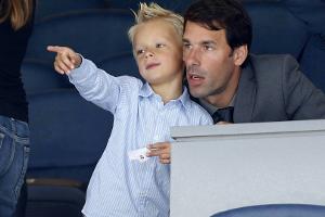 Wie der Papa: Liam van Nistelrooy erhält PSV-Profivertrag