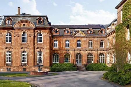 Altes Gebäude aus Sandstein