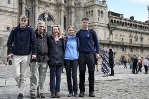 Mehrere Etappen seit 2017: Belgische Royals beenden Jakobsweg