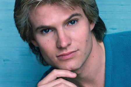 Steven Carrington