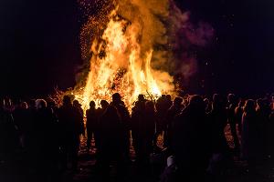 Beträchtliche Feinstaub-Emissionen durch Osterfeuer