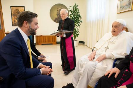 Unmittelbar vor dem Segen empfing der Papst US-Vizepräsident JD Vance.