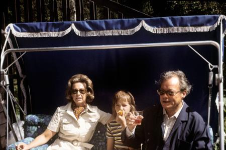 Kanzler mit Familie: Bundeskanzler Willy Brandt mit Ehefrau Rut und Sohn Matthias im Sommerurlaub (Archivbild).