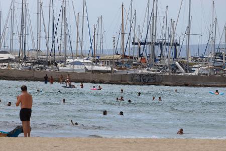 Zwei Obdachlose haben auf Mallorca ein Segelboot geklaut und sind dann in Seenot geraten. (Archiv-Bild)
