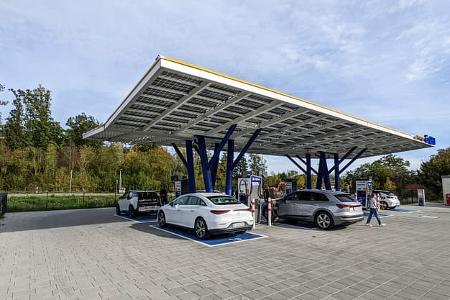 12/2022_Ladeparktest ams MO/OVE