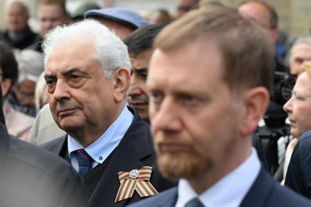 Sachsens Ministerpräsident legte einen Kranz nieder.