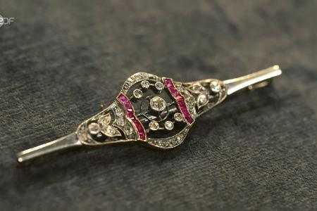 Diamant-Brosche