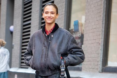 Sportliche Styles: Zu diesen Jacken greifen wir im Frühling