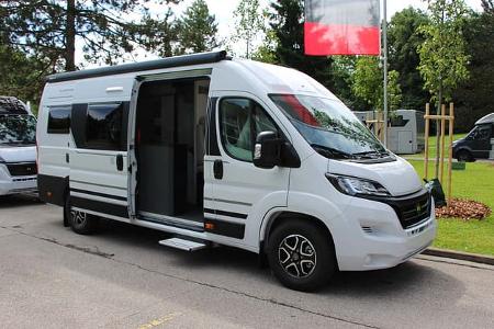 Adria Twin Twin (2025)