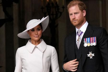 Viel zu lachen haben Harry und Meghan beim Blick in die Schlagzeilen in England nicht. (Archivbild) 