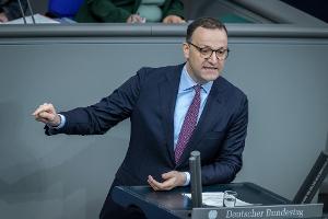 Kreise: Merz will Spahn als Fraktionschef vorschlagen