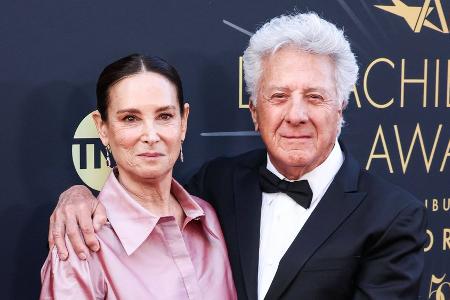 Dustin Hoffman: Süßer Auftritt mit seiner Ehefrau Lisa Dustin Hoffman: Süßer Auftritt mit seiner Ehefrau Lisa