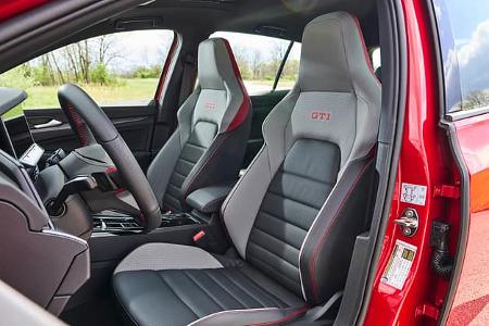 VW Golf GTI Autobahn